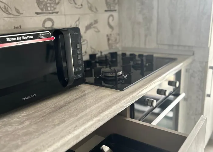 Elegant With Views - Prime Location - 02 * Bukarest