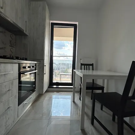 Apartamento Elegant With Views - Prime Location - 02 *