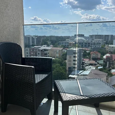 Apartamento Elegant With Views - Prime Location - 02 Bucarest