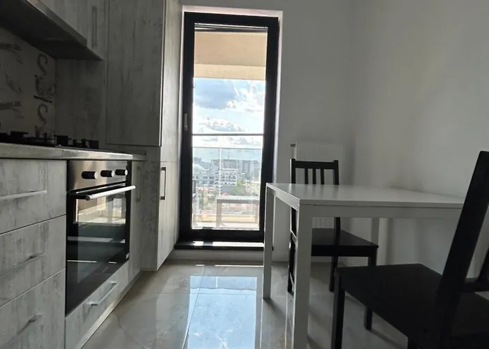 Apartamento Elegant With Views - Prime Location - 02 *